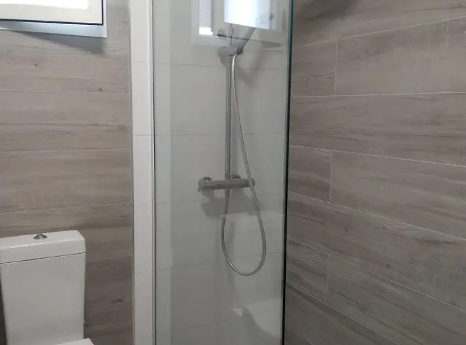 Daire Amplio En Illa De Arousa, Proximo A La Playa *